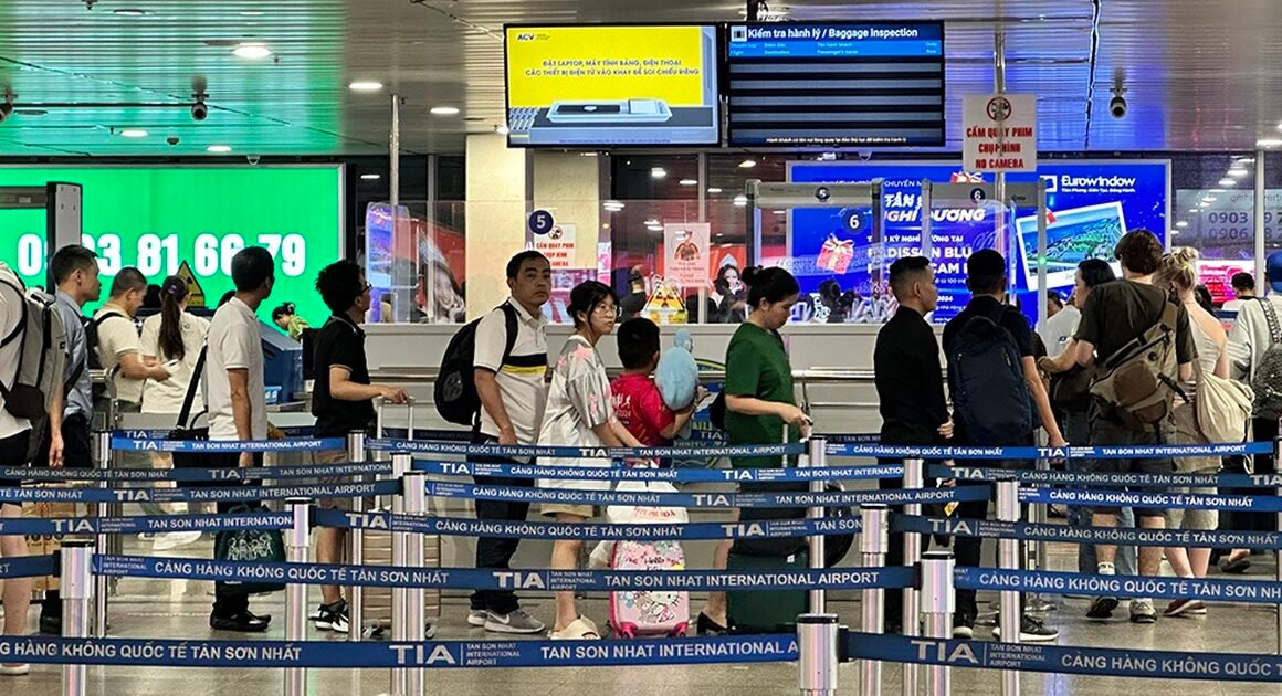 KHÍCH NỔI CÂU HỎI VỀ QUY ĐỊNH HOÃN XUẤT CẢNH VỚI NGƯỜI HƯỞNG LỢI KHI DOANH NGHIỆP CHƯA HOÀN THÀNH NGHĨA VỤ THUẾ!