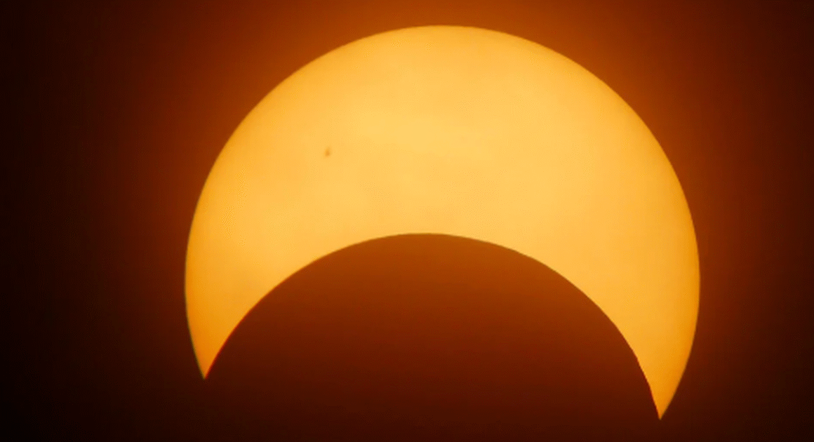 BẠN ĐÃ BIẾT CHƯA, NHẬT THỰC NGÀY 21.9 SẮP XẢY RA CÓ GÌ ĐẶC BIỆT?