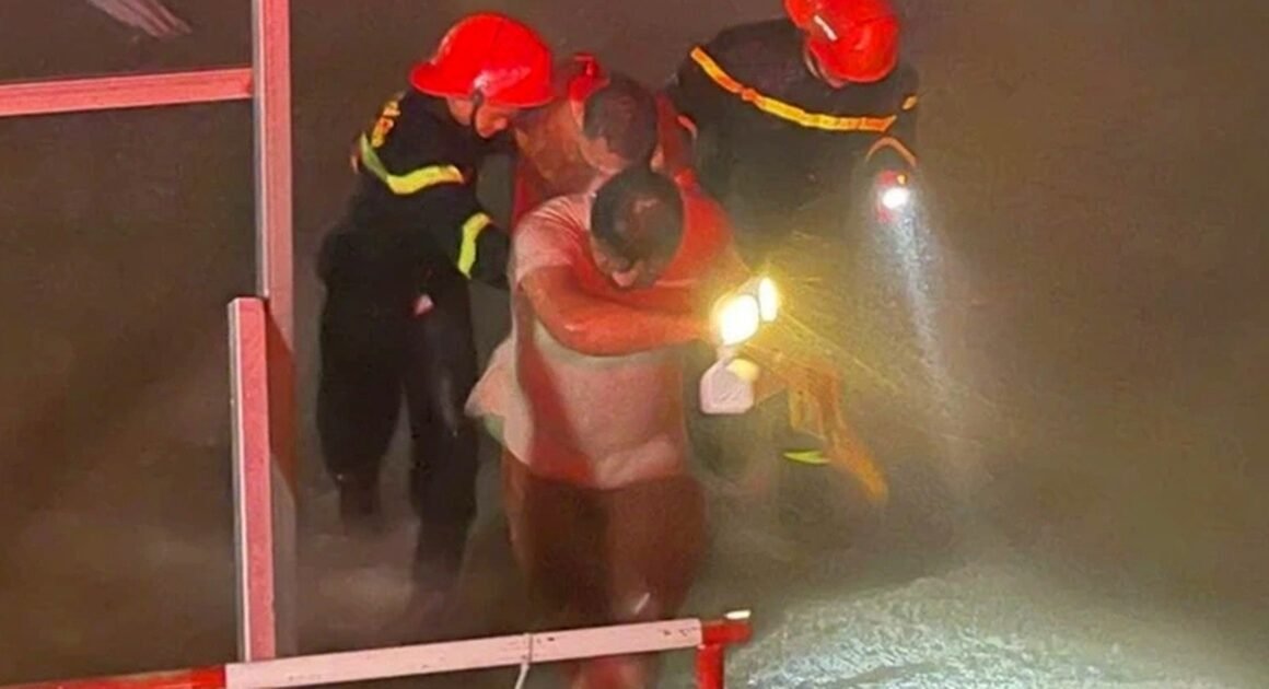 BÃO SỐ 10 GIÀNH CHIỀU SÂU, NGHỆ AN NGẬP TRÀN MƯA LỚN DƯƠNG ĐẦU SÁNG 29.9!