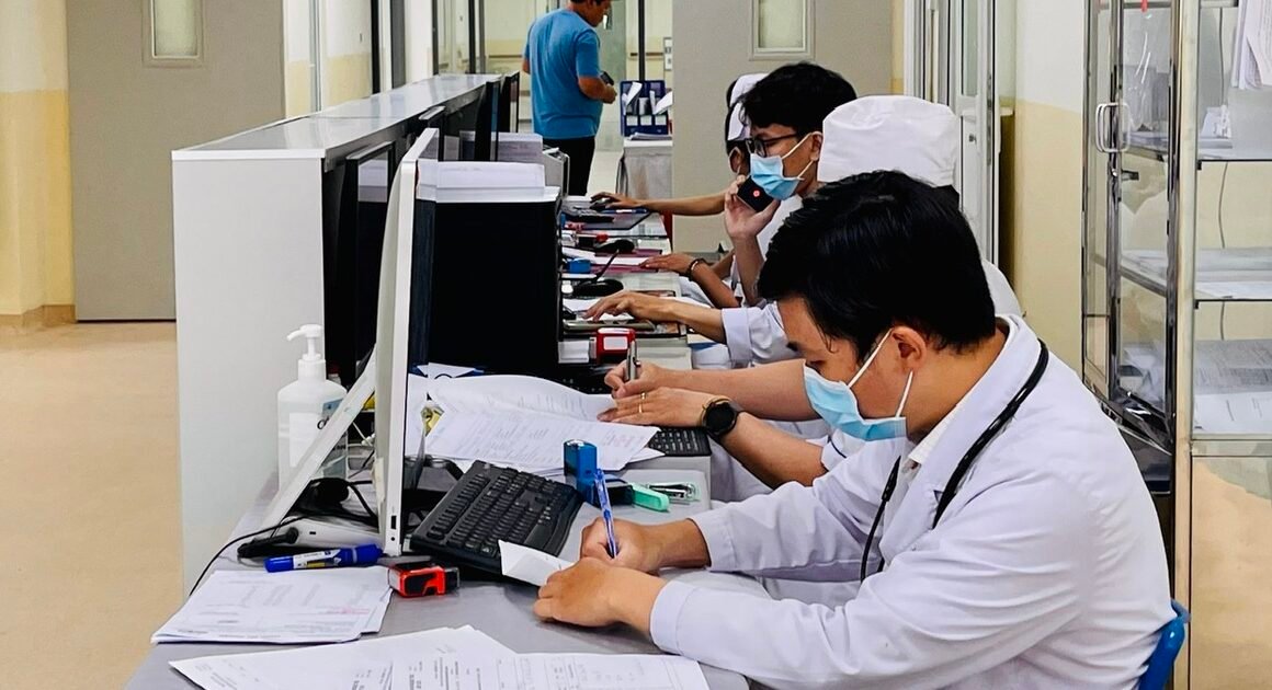 CHƯA ĐÁP ỨNG HẠN, HUYỀN NGHỊCH CỦA CHÍNH PHỦ CÓ GÌ ĐANG CHỜ ĐỢI?