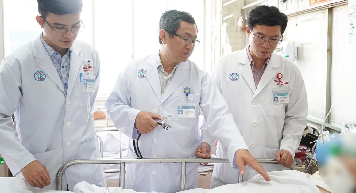 BÀ MẸ CHẤM VỨT MẠNH LÀNH, CON TRỐN THÀNH KẺ VỌT TÙNG VÌ VỤ BẮN ĐỘC ÁC!