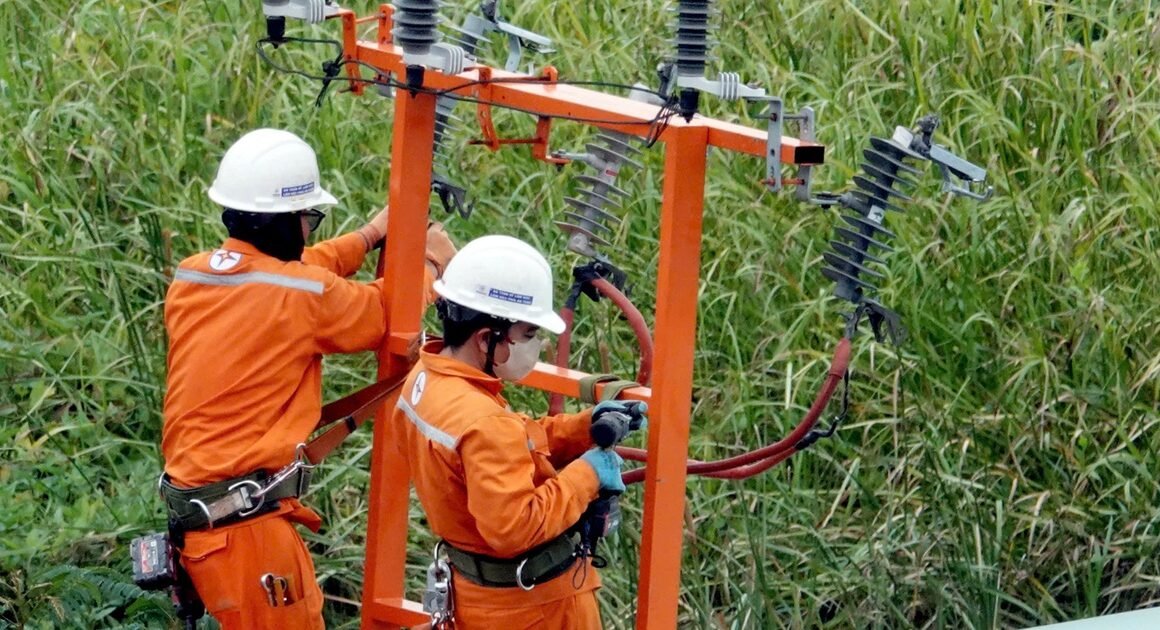 KHÁCH HÀNG ĐƯỢC TỰ DO LỰA CHỌN ĐƠN VỊ CUNG CẤP ĐIỆN NHƯ Ý NHƯ THẾ NÀO?