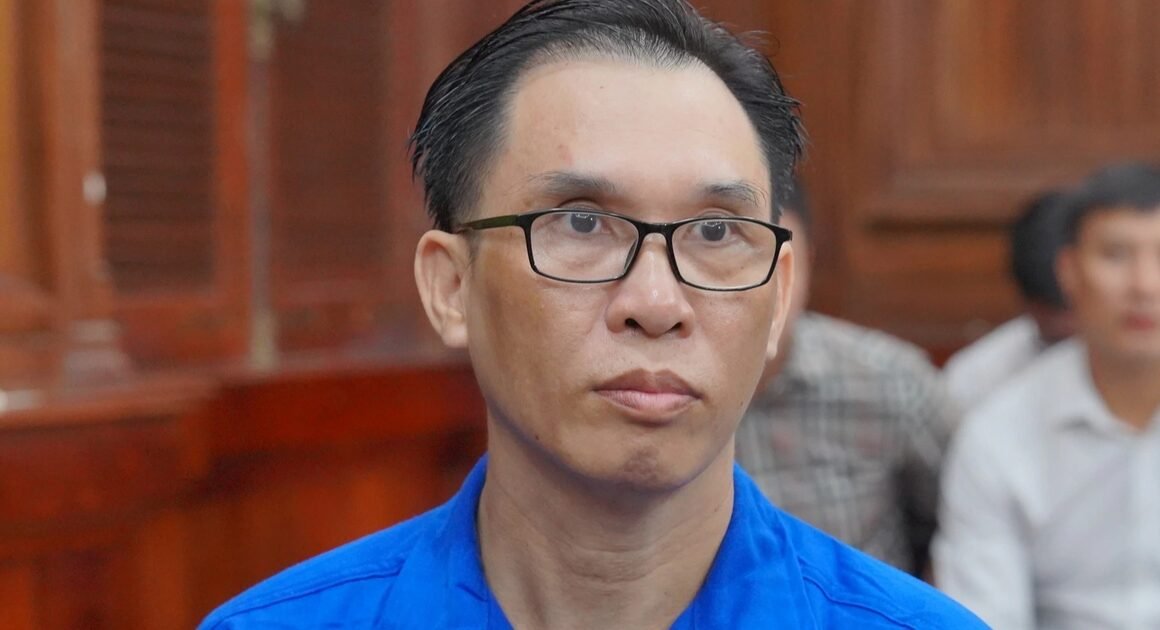 ‘ĐẠI GIA ĐINH TRƯỜNG CHINH BỊ KINH ĐÒAN 13 NĂM TÙ VÌ GIAN LẬN CHUYỂN NHƯỢNG NHÀ ĐẤT CÔNG!’