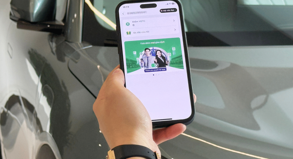 CHỈ CÒN 10 NGÀY, HƠN 3 TRIỆU ÔTÔ CHƯA CHUYỂN ĐỔI, RỦI RO KHÔNG ĐƯỢC QUA TRẠM PHÍ TỪ 1.10!