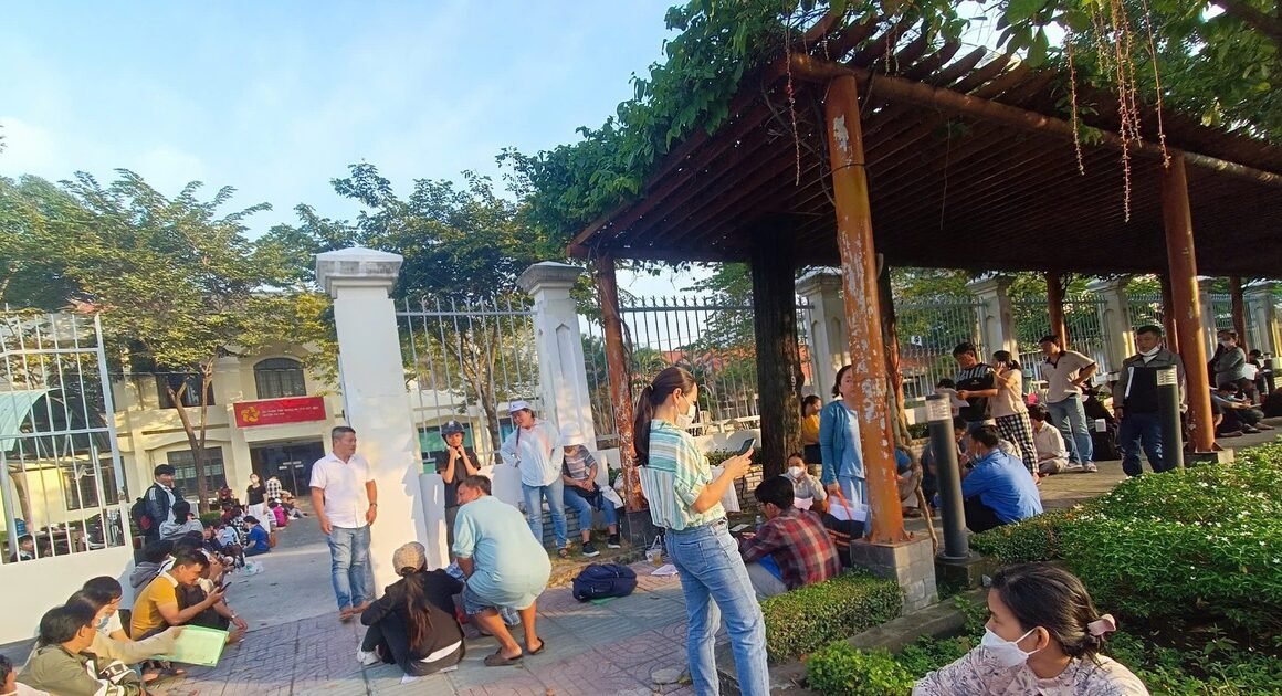 AI SẼ CHỊU TRÁCH NGHỊCH TRÁCH TRONG VỤ ÁN ĐỀU LIÊN QUAN ĐẾN PHÍ, THU PHÍ VÀ SỬ DỤNG ĐẤT SẮP XÉT XỬ?