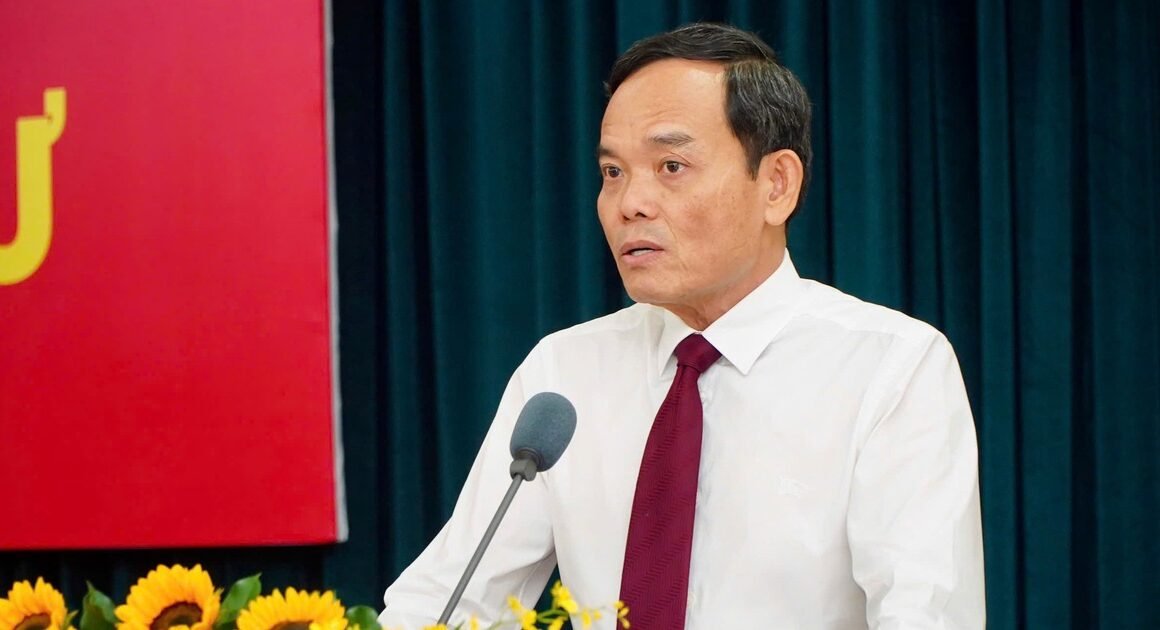 KHÁCH QUAN CHỜ ĐỢI, ĐẠI HỘI ĐẢNG BỘ TP.HCM LẦN THỨ NHẤT NĂM 2025 SẼ DIỄN RA NHANH CHÓNG!