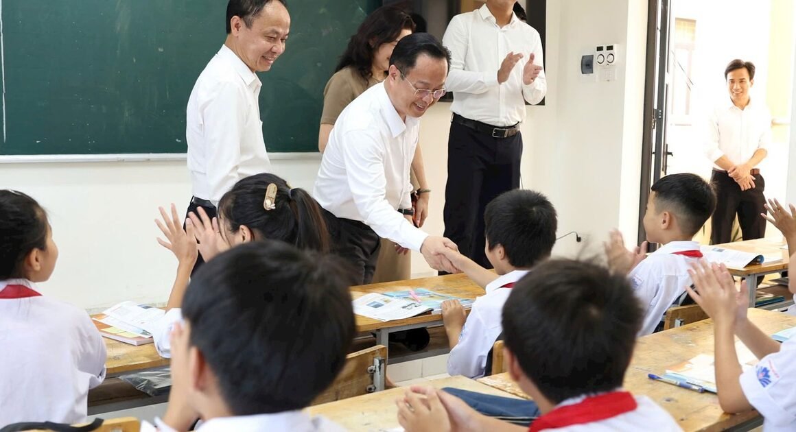 NỘI DUNG MINH CHÂU – XÃ ĐẢO DUY NHẤT CỦA HÀ NỘI ĐANG CHỜ ĐỢI NGHỊCH CẢNH DẠY HỌC TRÊN CHỐI VỚI CHIỀU KHÁC BIỆT!