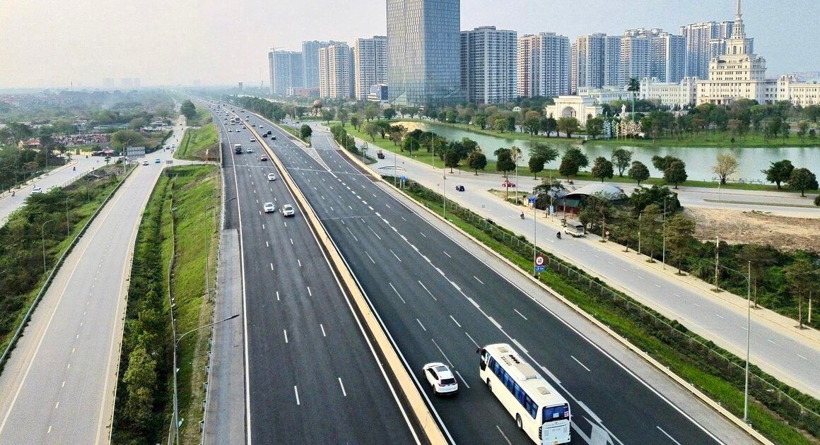 KHÁM PHÁ CÁCH GIẢM TAI NẠN TRÊN CAO TỐC, CẢI TIẾN GIAO THÔNG NHƯ THẾ NÀO?