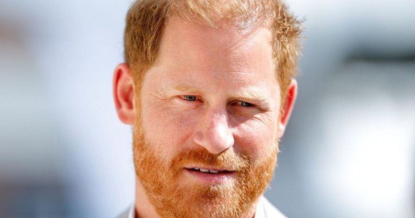 VƯƠNG TỬ HARRY CHỦ ĐỘNG LIÊN LẠC VỚI BẠN CŨ, LIỆU ĐÂY LÀ DẤU CHẤM HẾT CHO MỐI QUAN HỆ VỚI HOÀNG GIA?