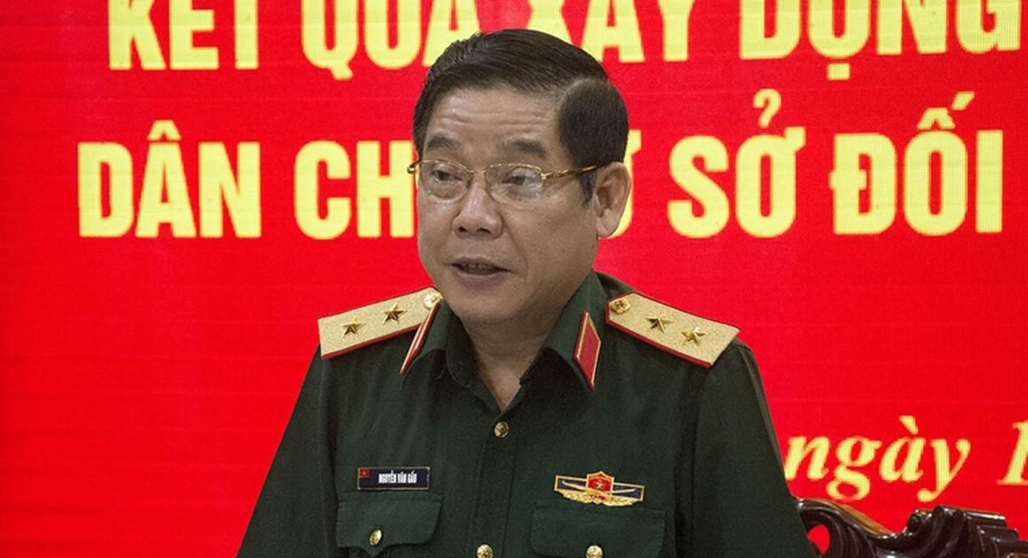 THỦ TƯỚNG PHẠM MINH CHÍNH ĐÃ BỔ NHIỆM TRUNG TƯỚNG NGUYỄN VĂN GẤU VÀO VỊ TRÍ THỨ TRƯỞNG BỘ QUỐC PHÒNG, AI SẼ LÊN NÓI?