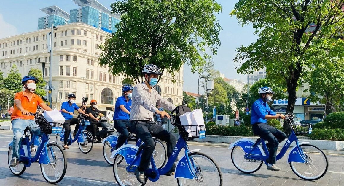 BẮT ĐẦU THÍ ĐIỂM LÀN ĐƯỜNG XE ĐẠP, TP.HCM ĐANG DƯỚI ÁNH SÁNG CỦA GIÁO DỤC GIAO THÔNG XANH, NHƯNG CÂN ĐẤU VẪN RẤT NHIỀU THÁCH THỨC.