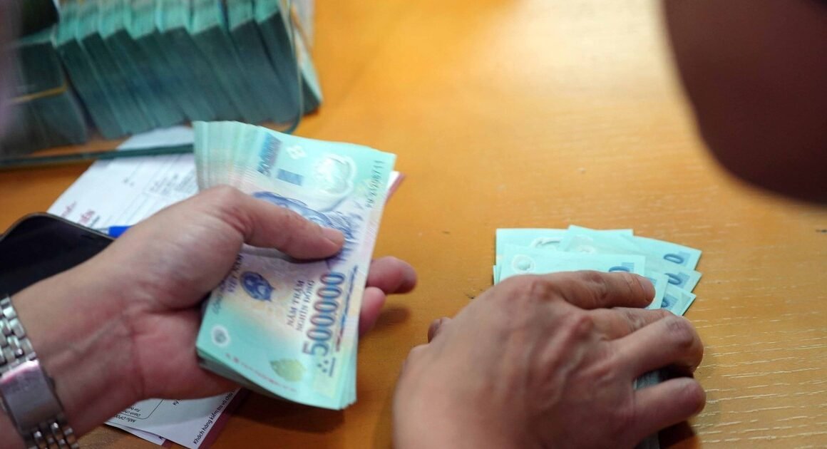 KIỂM SOÁT THU NHẬP CA NHÂN CÒN GẦN HƠN GÂY SỐT!