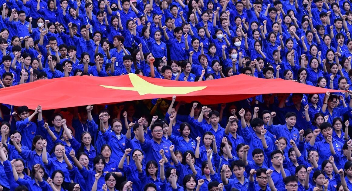 KHÁM PHÁ KỶ LỤC ĐẠT ĐƯỢC TRÊN NỀN TẢNG SỐ VỚI CHIẾN DỊCH TRUYỀN THÔNG A80 CỦA TƯ ĐOÀN!