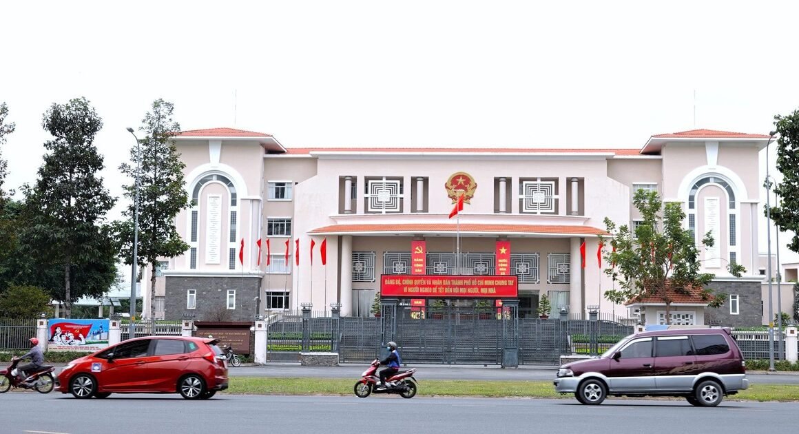 SỞ TÀI CHÍNH TP.HCM ĐỀ XUẤT BIẾN TRỤ SỞ UBND TP.THỦ ĐỨC CŨ THÀNH TRUNG TÂM HÀNH CHÁNH, ĐÁP ỨNG NGƯỜI DÂN!