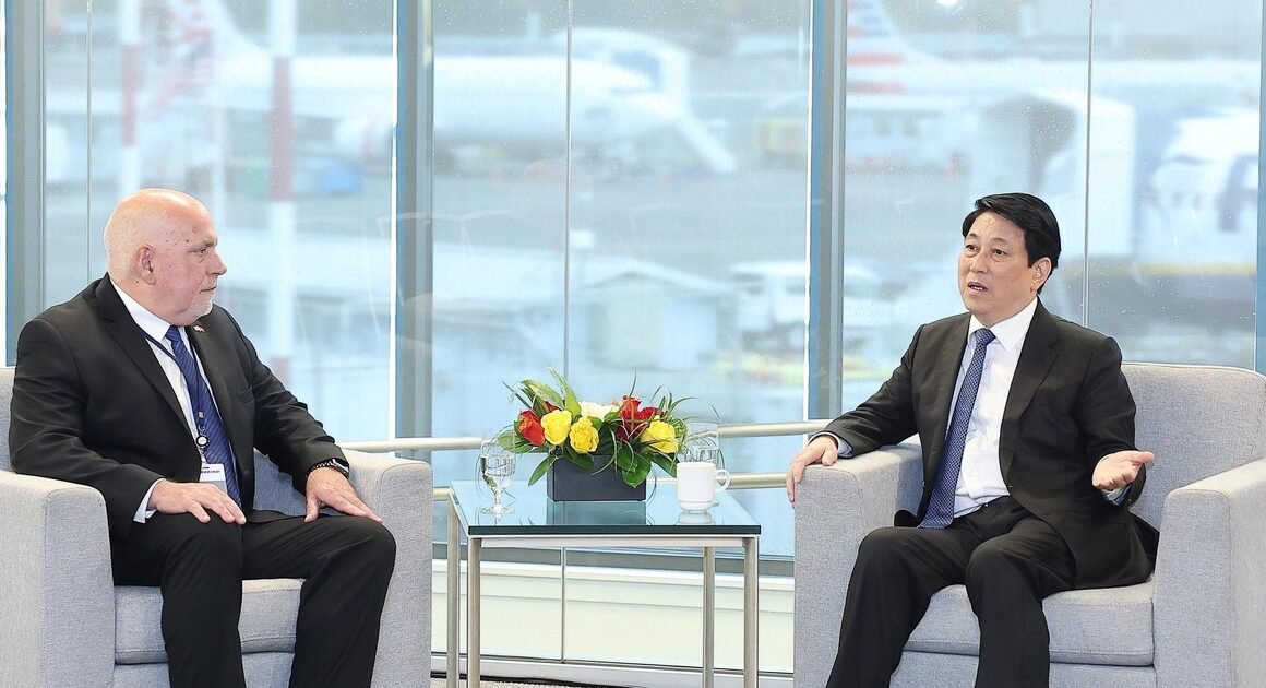 CHỦ TỊCH NƯỚC LƯƠNG CƯỜNG ĐỐI THỦ VỚI TẬP ĐOÀN COSTCO DANH TIẾNG QUỐC TẾ TRONG HỘI ĐÀM ĐẶC BIỆT NGÀY 21.9