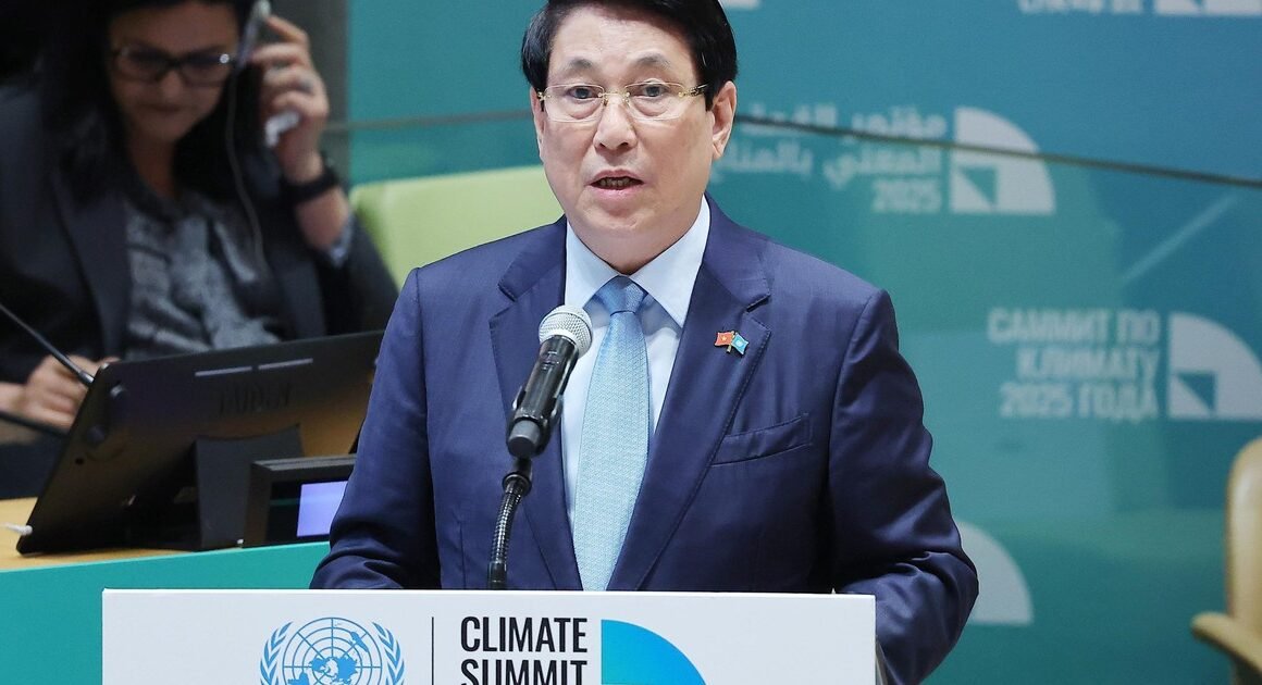 CHỦ TỊCH NƯỚC LƯƠNG CƯỜNG ĐÃ GẶP GỠ HỘI NGHỊ CẤP CAO VỀ HÀNH ĐỘNG KHÍ HẬU VỚI NHỮNG BÀI TOÁN HÀNG ĐẦU GẤP RÚT KHIẾN VIỆT NAM ĐAU ĐẦU