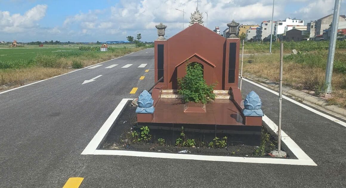 DÒNG HỌ P.K CHƯA THỐNG NHẤT, NGÔI MỘ TỔ ẢNH HƯỞNG DỰ ÁN DÂN CƯ TẠI HÀ TÂY, HẢI PHÒNG.