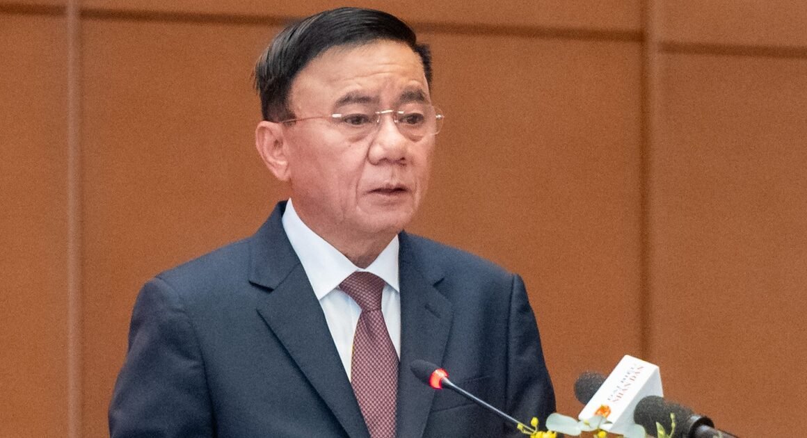 KHÁM PHÁ KHUNG ĐÁNH GIÁ 100 ĐIỂM CHO TẬP THỂ VÀ CÁN BỘ TRONG HỆ THỐNG CHÍNH TRỊ!