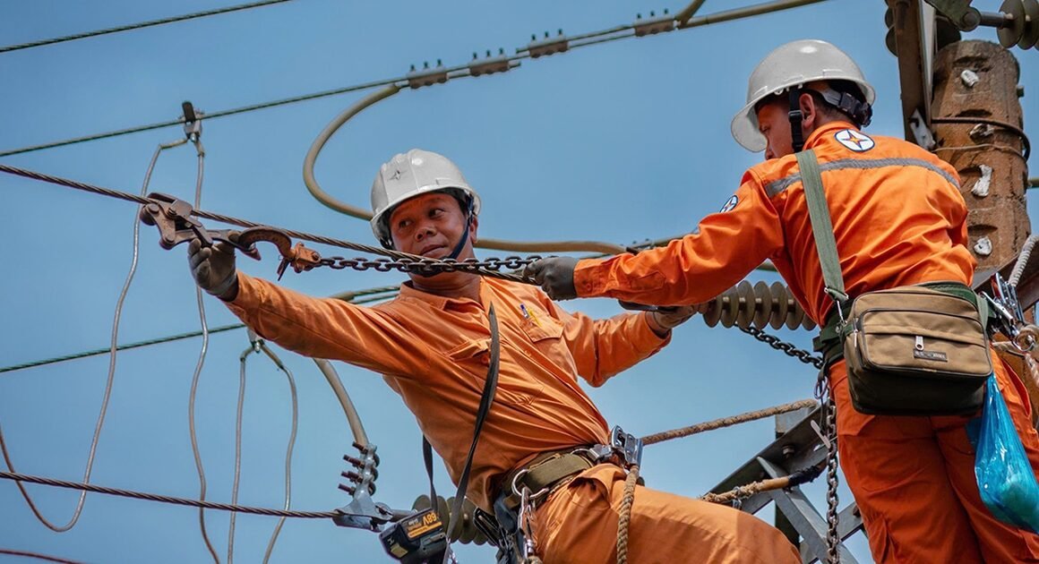 KHÁN GIẢ CẦN BIẾT: CHÍNH PHỦ CÓ ĐANG CÓ KẾ HOẠCH LUẬT BỎ THUẾ GIÁ TRỊ GIA TĂNG TRÊN ĐIỆN, XÂY DỰNG MỘT GIÁ ĐIỆN CHO MỌI NHU CẦU?