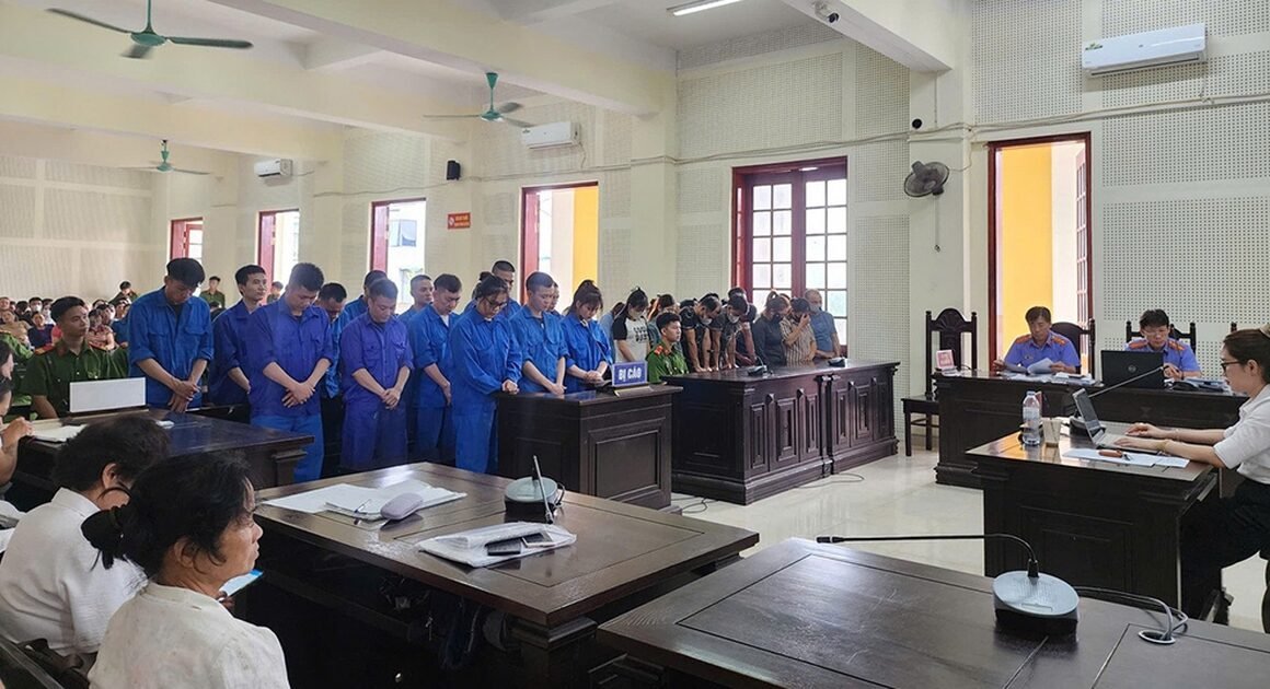 LIỀU KHẤN LÀM VIỆC NHẸ LƯƠNG CAO, NHIỀU NGƯỜI VẪN RƠ VÀO BẪY LỪA ĐẢO XUYÊN BIÊN GIỚI!