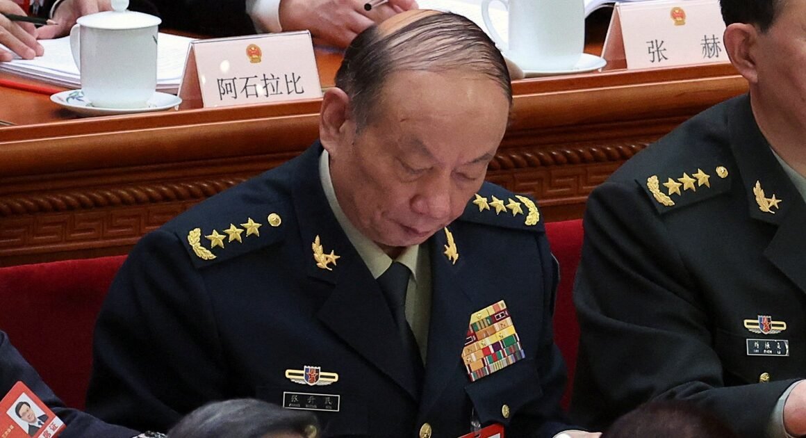 TRUNG QUỐC BỔ NHIỆM TƯỚNG TRƯƠNG THĂNG DÂN VÀO VỊ TRÍ PHÓ CHỦ TỊCH QUÂN ỦY TRUNG ƯƠNG GIỮA BỐI CẢNH NHIỀU QUAN CHỨC CẤP CAO ĐỘI NGŨ QUÂN ĐOÀN BỊ KỶ LUẬT.