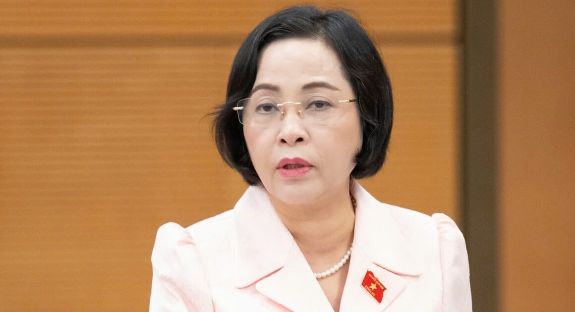 BẰNG CẢNH BÁO VỀ LƯƠNG THẤP, PHÓ CHỦ TỊCH QUỐC HỘI ĐỀ NGHỊ CẦN HOÀN THIỆN VỊ TRÍ VIỆC LÀM CHẤT LƯỢNG CÙNG CÁI CÁI CẢI CÁCH TIỀN LƯƠNG GIẢI QUYẾT NỖI LO LÀM VIỆC KHỔ VỚI ĐỊA BÀN RỘNG, NHIỀU CÔNG VIỆC!