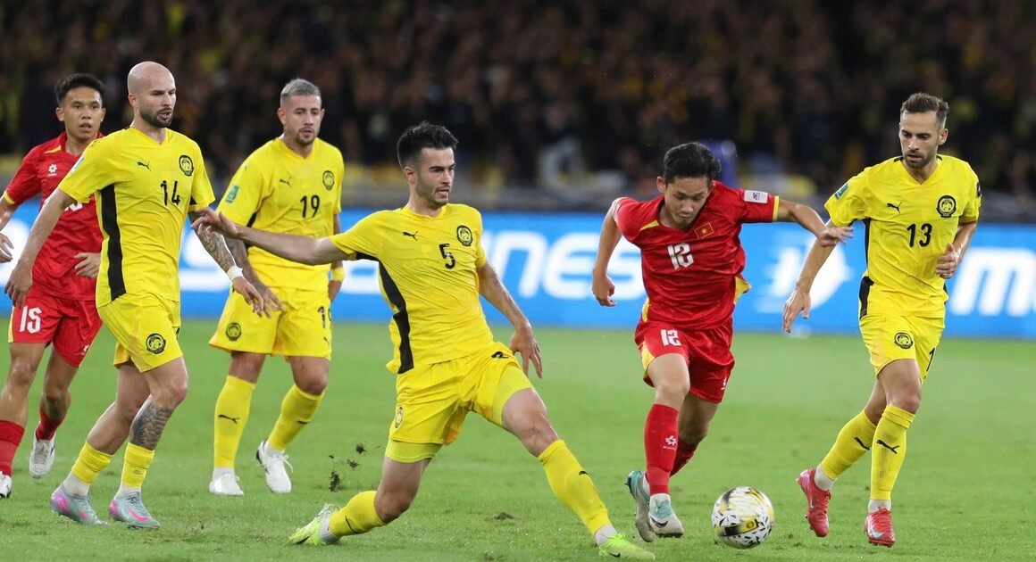 TẠI SAO LIÊN ĐOÀN BÓNG ĐÁ MALAYSIA GIẤU KÍN THÔNG TIN CẦU THỦ TRONG KHI CHỜ PHÁN QUYẾT FIFA?