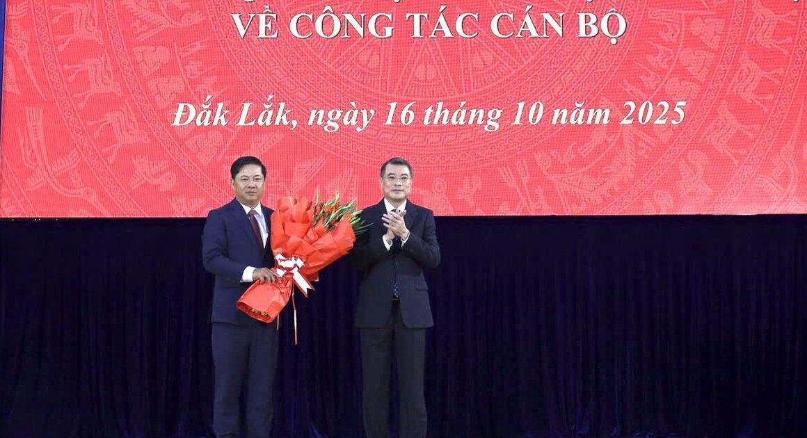 ÔNG LƯƠNG NGUYỄN MINH TRIẾT ĐƯỢC BỘ CHÍNH TRỊ ĐIỀU ĐỘNG LÀM BÍ THƯ TỈNH ỦY ĐẮK LẮK GHI NHẬN NHIỆM KỲ 2025-2030!
