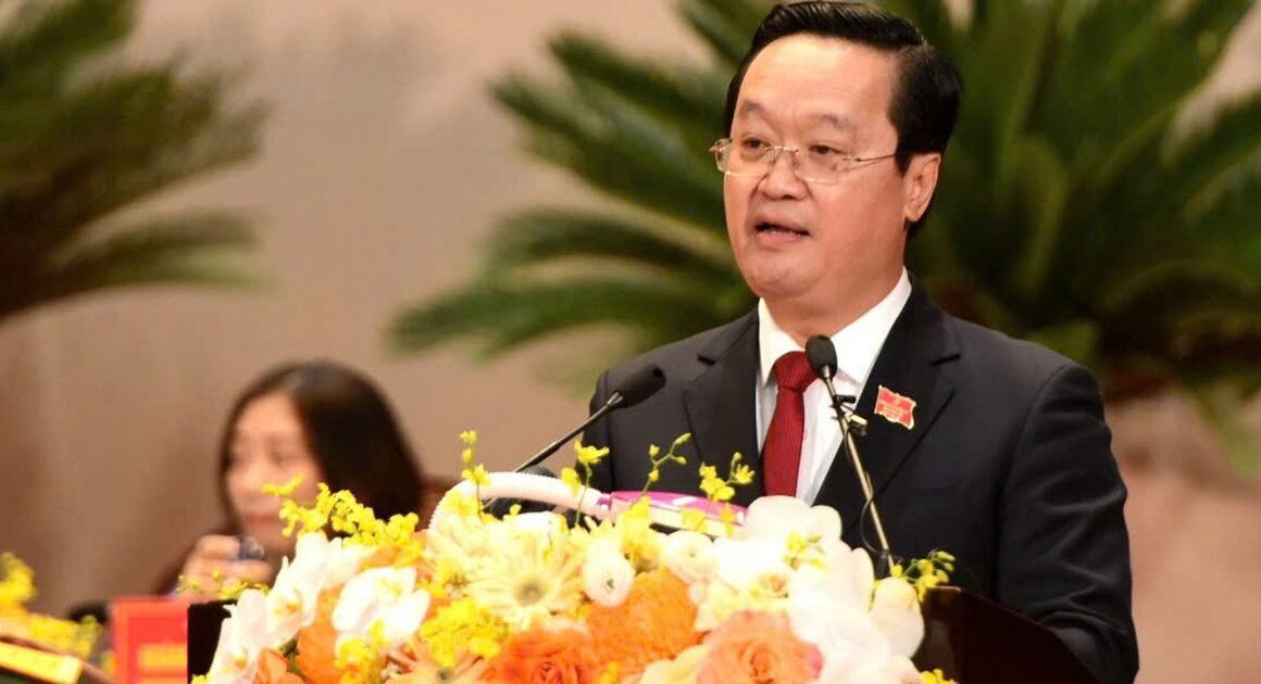 NGHỆ AN TÁI BẦU ÔNG NGUYỄN ĐỨC TRUNG GIỮ VỊ TRÍ BÍ THƯ TỈNH ỦY KHÓA XX GÂY NGHI VẤN GÌ?