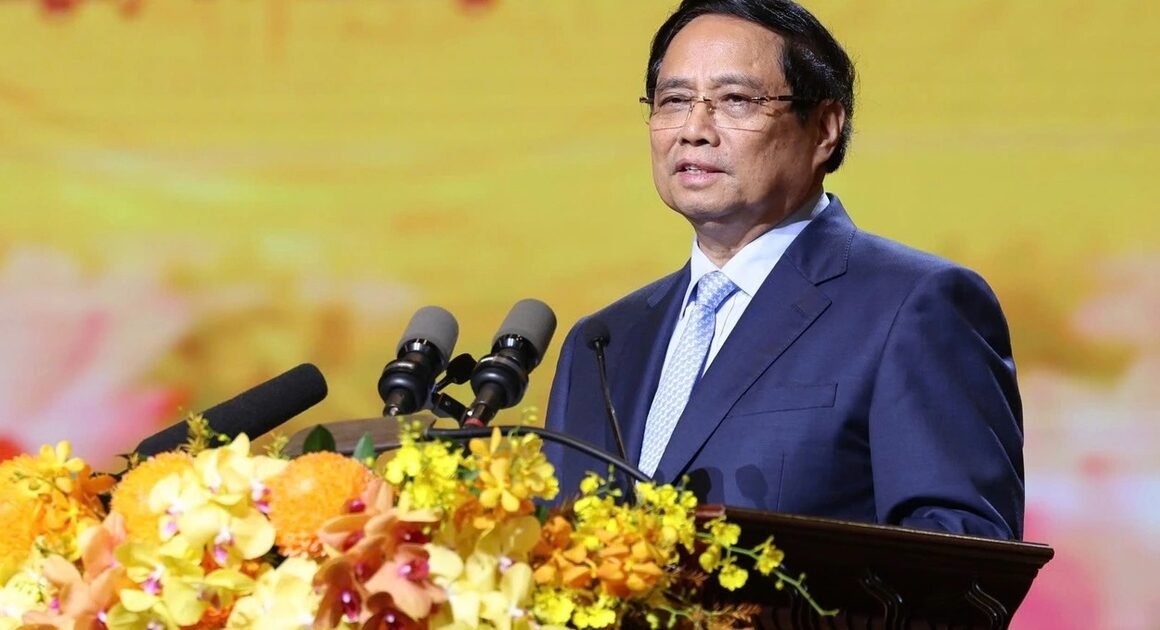 BÀI TIẾT CHO HÀ NỘI ĐỪNG BAO GIỜ ĐỔI: HÃY HỌC HỎI NGỪNG KHOE KHOÁNG, HÈN MỘT ÍCH TỐT HƠN.