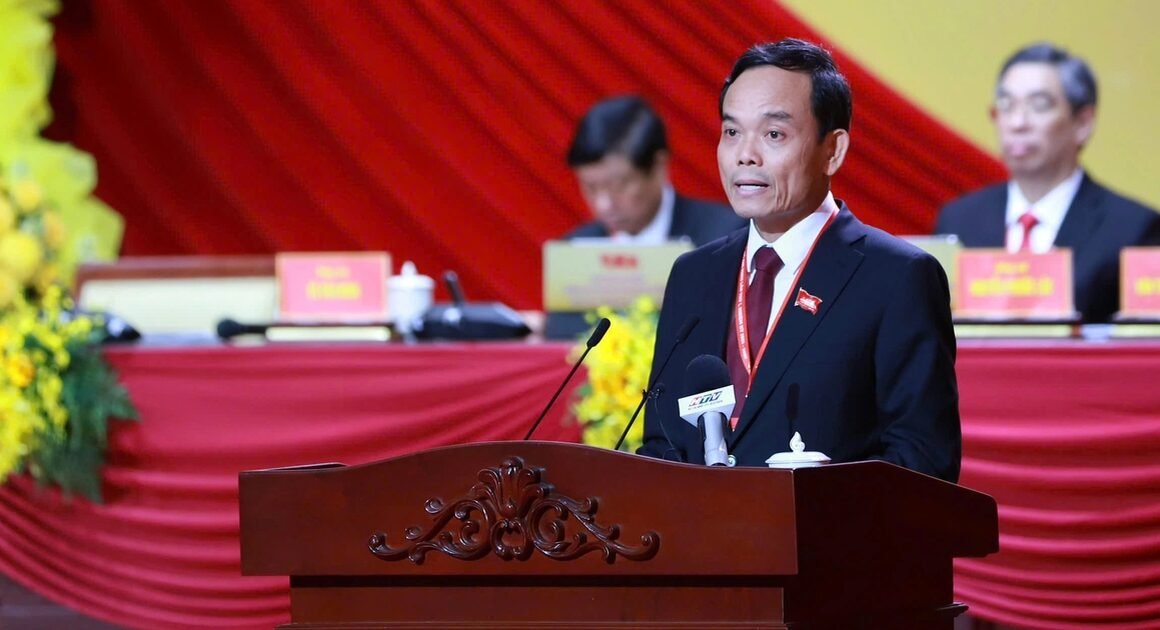 THÀNH PHỐ HCM HƯỚNG ĐẾN TƯƠNG LAI BỨT PHÁ NHỜ CON NGƯỜI NĂNG ĐỘNG, SÁNG TẠO VA CHỊU TRÁCH NHIỆM