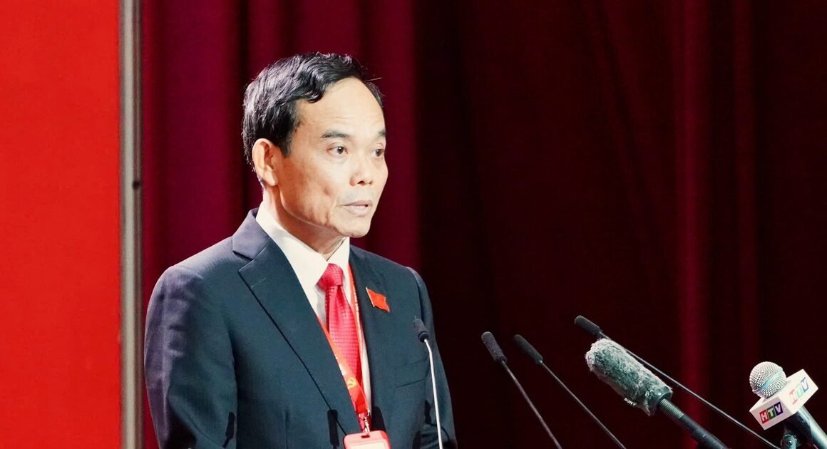 BÍ THƯ TP.HCM KHẲNG ĐỊNH: CAM KẾT MẠNH MẼ XÂY DỰNG VÀ BẢO VỆ TỔ QUỐC TRÊN CHẶNG ĐƯỜNG PHÁT TRIỂN CỦA DÂN TỘC!