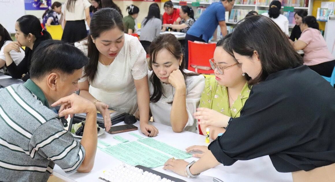 KHẢO SÁT NĂNG LỰC KỸ NĂNG SỐ CÁN BỘ GIÁO DỤC TP.HCM: ĐỐI MẶT VỚI THỬ THÁCH MỚI SAU SÁP NHẬP!