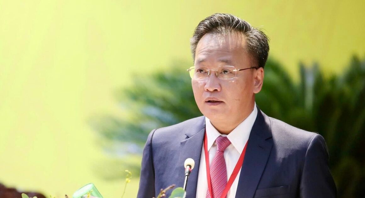 BỘ CHÍNH TRỊ ĐẶC ÂN, ÔNG NGUYỄN HỮU NGHĨA TIẾP TỤC DẪN ĐẦU TỈNH HƯNG YÊN NHIỆM KỲ 2025-2030!