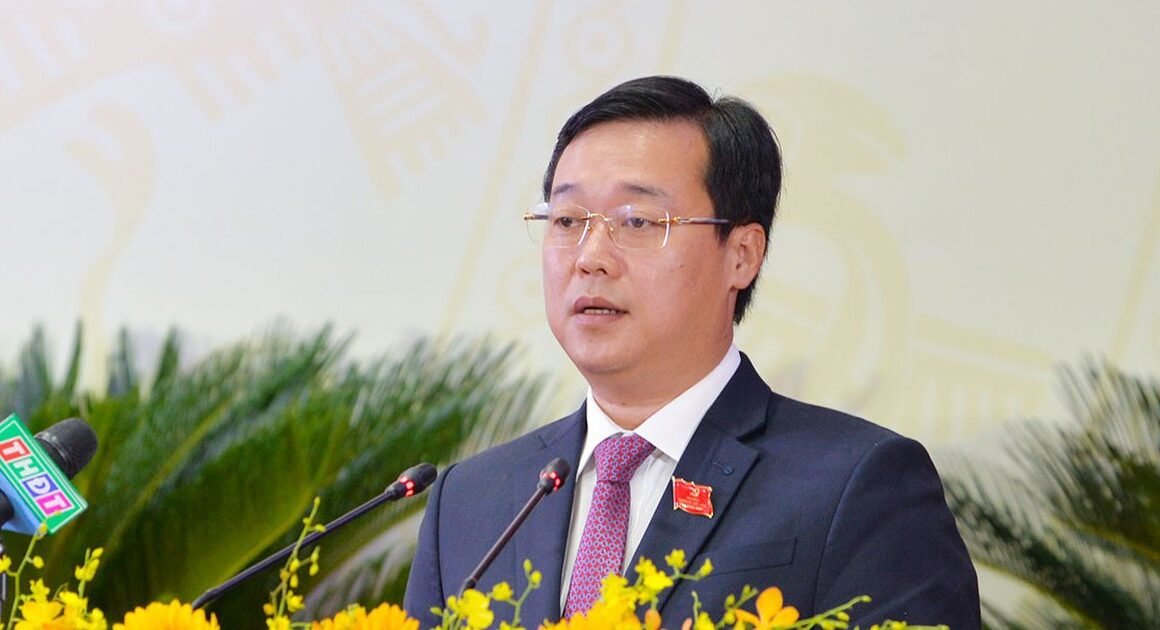 ÔNG LÊ QUỐC PHONG SẴN SÀNG ĐẢO CHIỀU TRONG VỊ TRÍ PHÓ BÍ THƯ THƯỜNG TRỰC THÀNH ỦY TP.HCM!