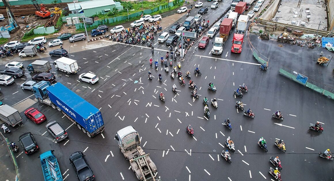 NHỮNG HIỂU LẦM VỀ GIAO THÔNG GÂY NGƯỜI DÂN BỐI RỐI VÀ NGUY CƠ PHẠT NẶNG!
