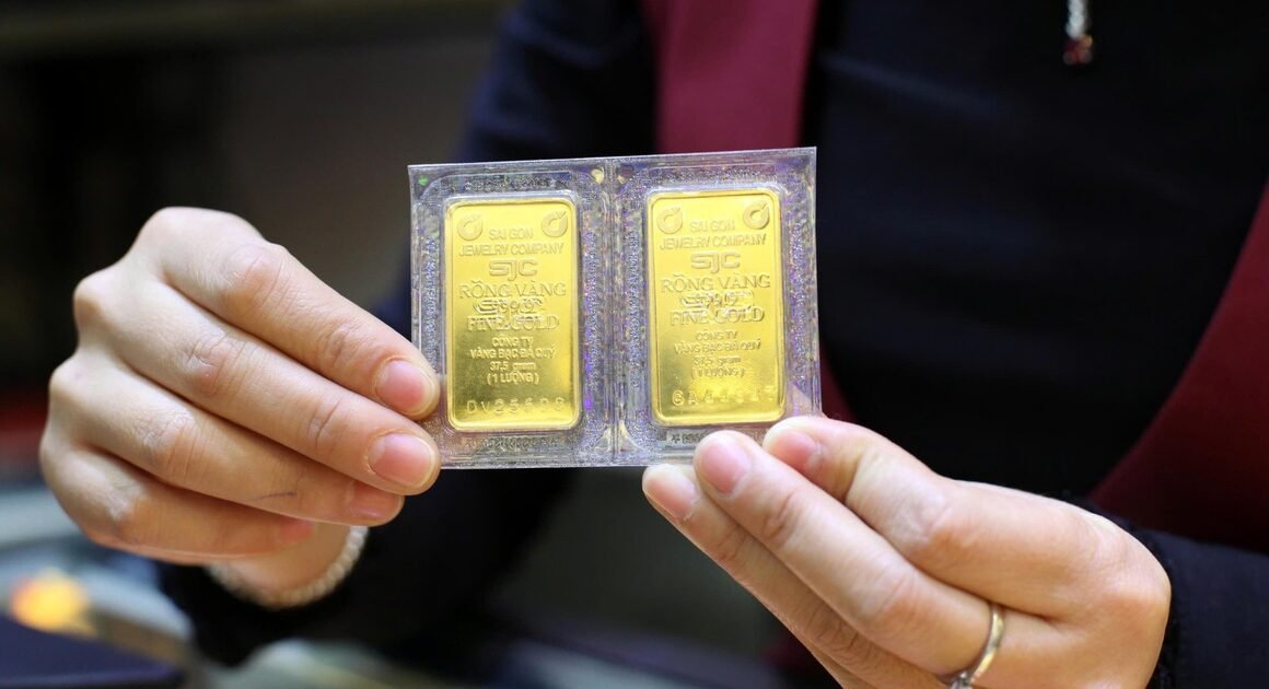 CHUYÊN GIA PHÂN TÍCH: THUẾ 0,1% VÀ CƠ HỘI KIỂM SOÁT ĐẦU CƠ VÀNG MUỐN GẶP KHÓ KHĂN NHƯ THẾ NÀO?