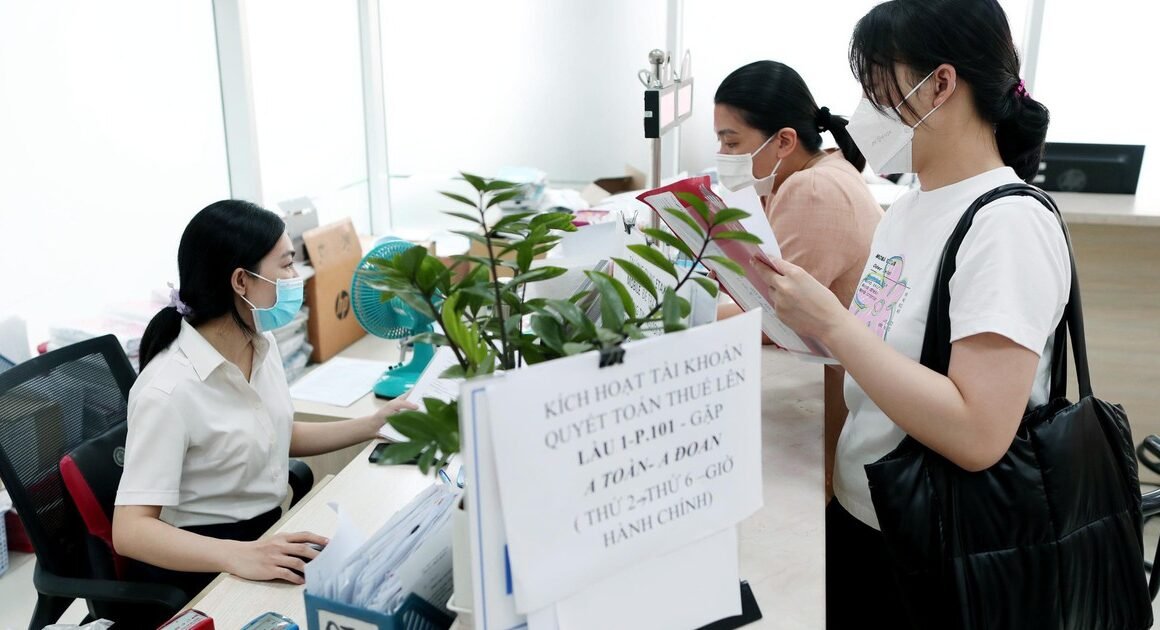 BỘ TÀI CHÍNH ĐỀ XUẤT CẮT GIẢM THỦ TỤC NỘP THUẾ THU NHẬP CÁ NHÂN, MỞ RA CƠ HỘI ĐƠN GIẢN HÓA Giao DỊCH THUẾ!