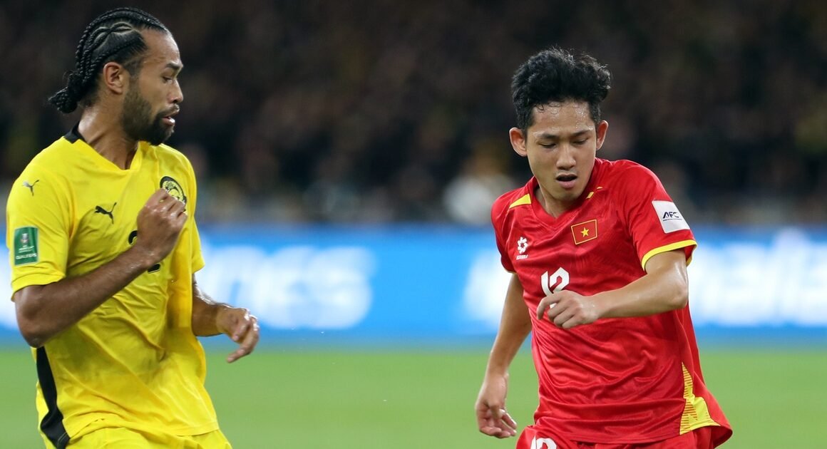 ÁN PHẠT NẶNG CỦA FIFA: LỜI CẢNH TỈNH ĐẮT GIÁ CHO BÓNG ĐÁ MALAYSIA!