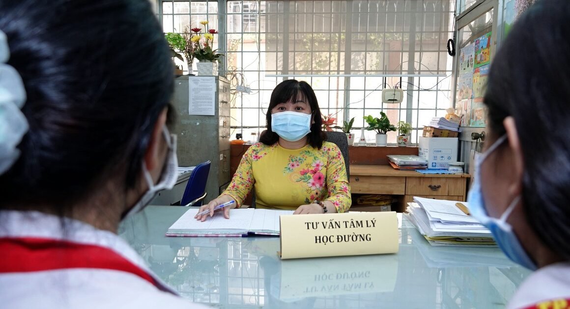 BÊN TRONG NHỮNG VỤ BẠO LỰC HỌC ĐƯỜNG, BẠN ĐÃ NHẬN RA ĐIỀU GÌ CHƯA?