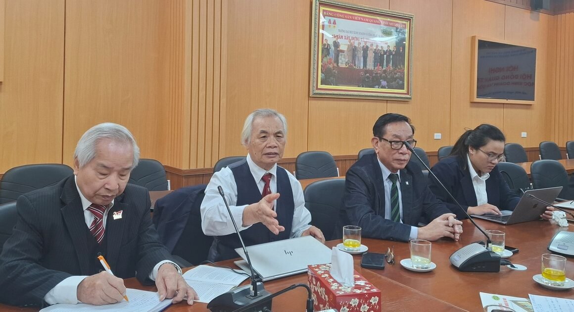 KHỦNG HOẢNG CHUYỂN GIAO CHỦ SỞ HỮU TẠI TRƯỜNG ĐH KINH DOANH VÀ CÔNG NGHỆ HÀ NỘI: AI SẼ THAY ĐỔI VỊ TRÍ MÀ KHÔNG TÒN TIỀN?