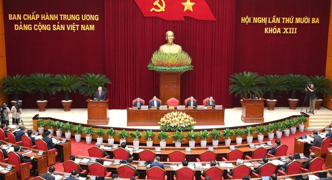 KHÁM PHÁ NHỮNG ĐIỀU CHƯA TỎ RÕ VỀ QUY CHẾ LÀM VIỆC VÀ BẦU CỬ ĐANG ĐƯỢC THẢO LUẬN CHO ĐẠI HỘI XIV CỦA ĐẢNG!