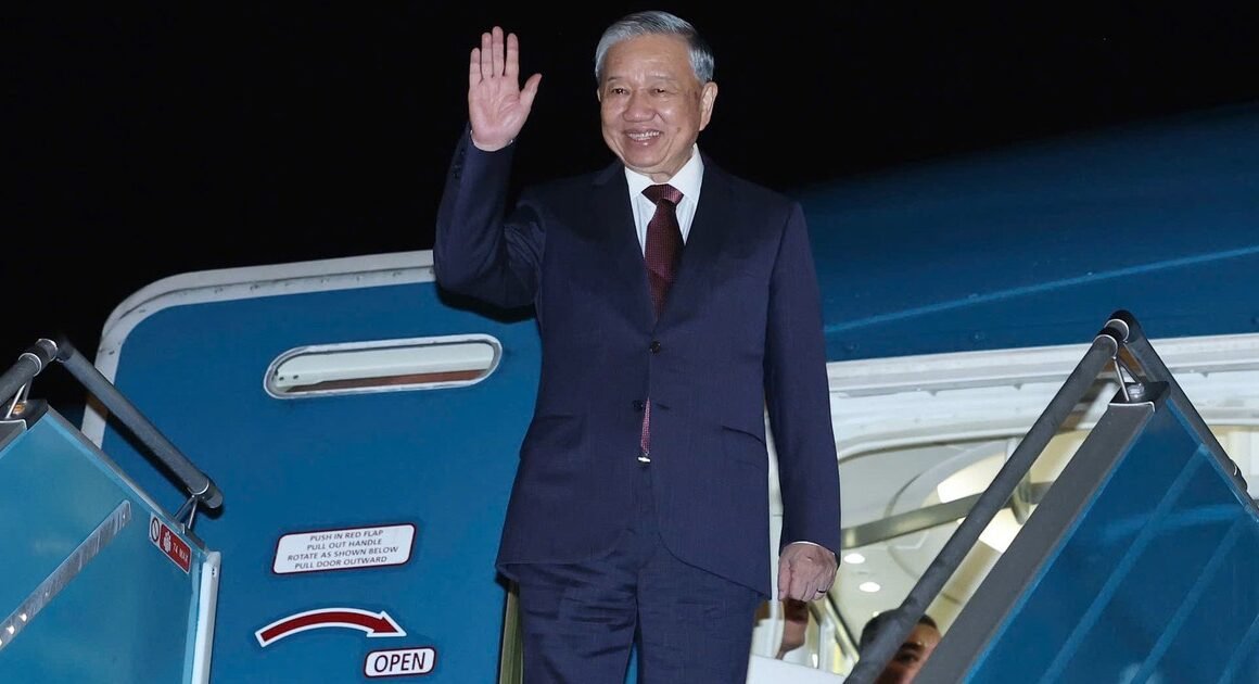 VIỆT NAM GỬI GÓI THƯƠNG MẠI VÀ GẶP GỠ TẬP CẬN TRIỀU TIÊN NHÂN DỊP KỶ NIỆM 80 NĂM THÀNH LẬP ĐẢNG LIÊN BANG 80 NĂM