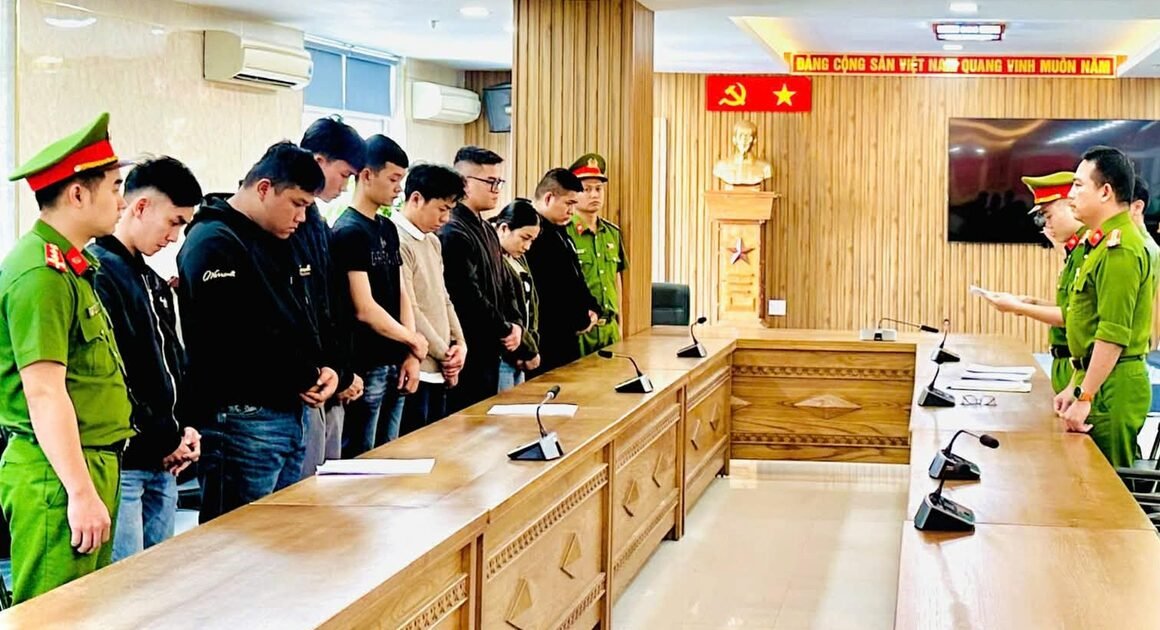 KHẨN CẦU: SIÊU ĐƯỜNG DÂY RỬA TIỀN LIÊN QUỐC GIA VỚI HÀNG NGÀN TÀI KHOẢN ‘MA’, CHUYỂN HƠN 67.000 TỶ ĐỒNG ĐANG BỊ BẮT GIỮ!