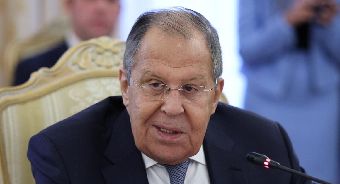 MỸ CHƯA CẬP NHẬT VỀ KẾ HOẠCH THỬ VŨ KHÍ HẠT NHÂN, NGA CẢNH BÁO VỀ NGUY CƠ PHẢN ỨNG MẠNH.