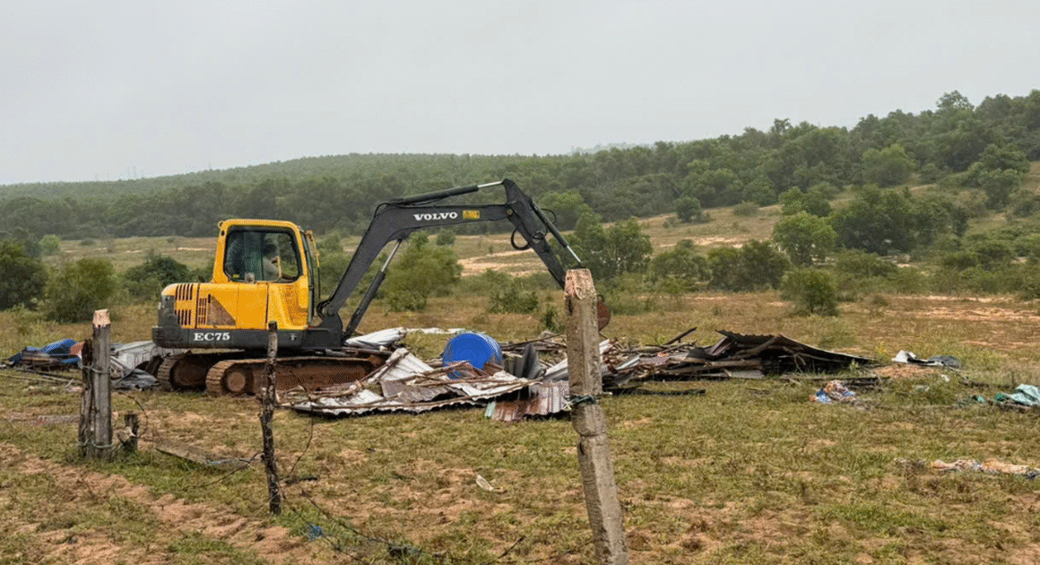 LẬP LẠI KỶ CƯƠNG ĐẤT ĐAI: PHƯỜNG MŨI NÉ CHIẾN ĐẤU CHỐNG LẤN CHIẾM DỰ ÁN LÂU DÀI ĐỂ BUỔI TỐI HƠN!
