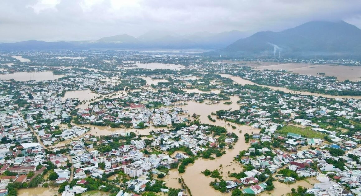 DÂN SỐNG TẠI NHÀ TRỌ CHƯA CÓ ĐĂNG KÝ TẠM TRÚ SẼ ĐƯỢC HỖ TRỢ NHƯNG CẦN XÁC NHẬN CHẶT CHẼ TỪ CHỦ TRỌ VÀ KHU DÂN CƯ!
