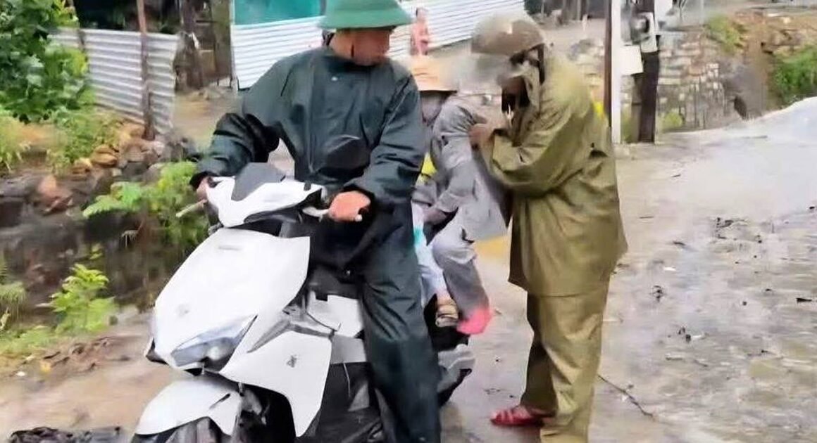 SỨC CẬN DÒNG SƠ TÁN CẦN THIẾT ĐỂ BẢO VỆ NGƯỜI DÂN TRƯỚC SỐC NẠN SẠT LỞ PHỨC TẠP!