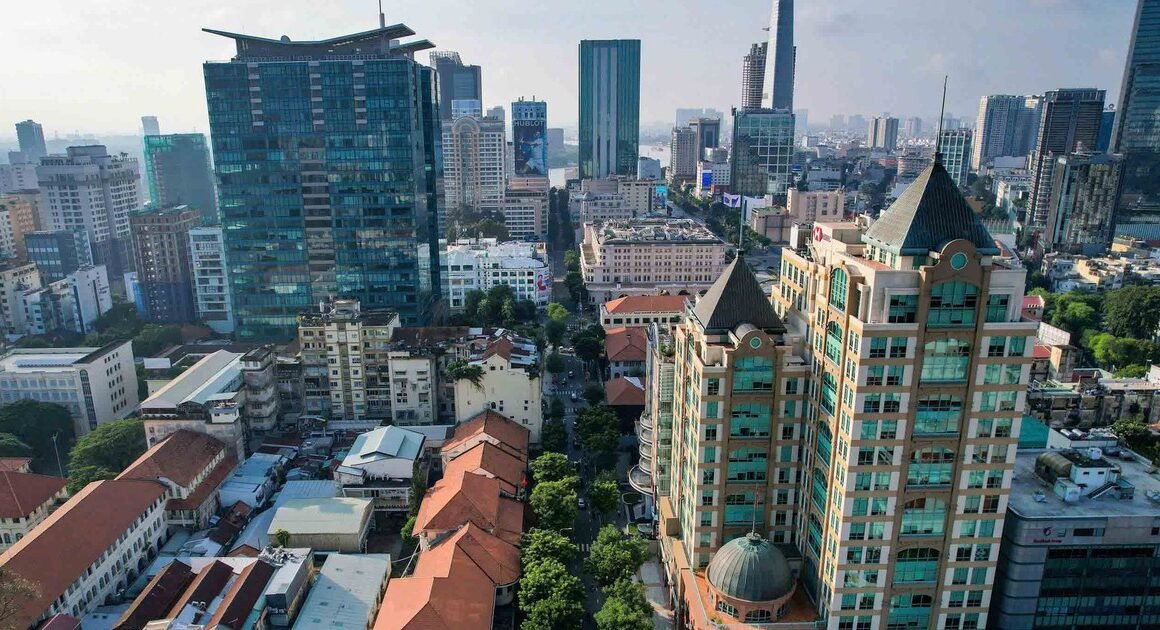 KHẨN CẤP: VIỆT NAM SẮP CÓ TRUNG TÂM TÀI CHÍNH QUỐC TẾ ĐẦU TIÊN, ĐƯA VÀO HOẠT ĐỘNG NGAY THÁNG 11!