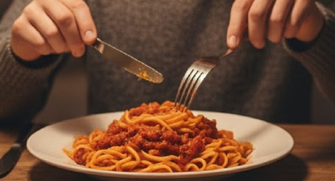 BẠN CÓ BIẾT?
DÙ ĂN ÍT, VÌ SAO SÁNG DẬY LẠI CẢM THẤY BỤNG CĂNG CỨNG, NẶNG NỀ?